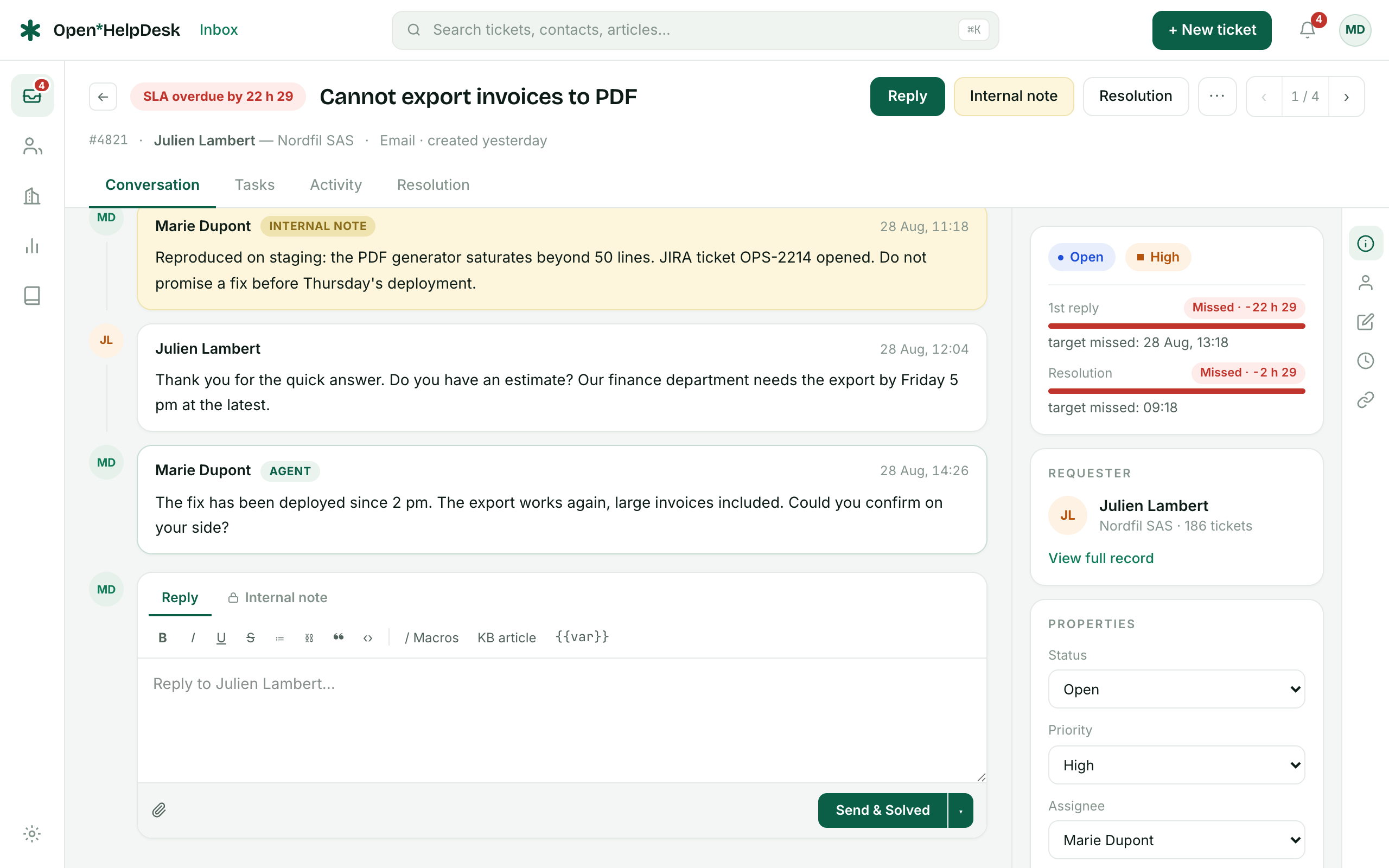 Watch the tab you are on before you send: the Reply tab writes to the customer, the Internal note tab does not.